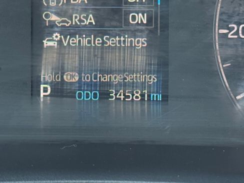 Used 2024 Toyota Corolla LE image 21