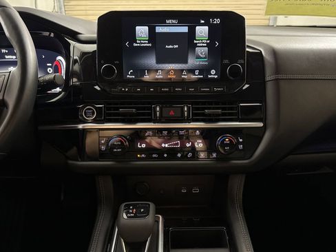 Used 2023 Nissan Pathfinder Platinum w/ Cargo Package image 17