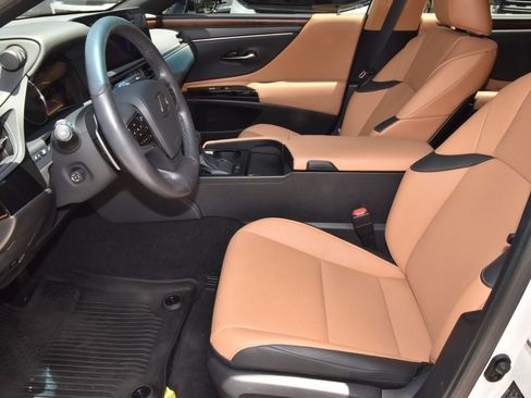 Used 2023 Lexus ES 350 w/ Premium Package FWD image 13