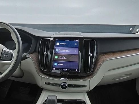 Used 2022 Volvo XC60 T8 Inscription Expression w/ Advanced Package AWD/4WD image 19