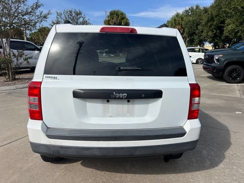 Used 2017 Jeep Patriot Sport FWD image 6