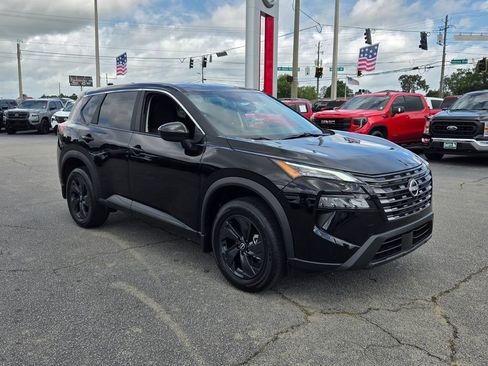 New 2026 Nissan Rogue SV FWD image 15