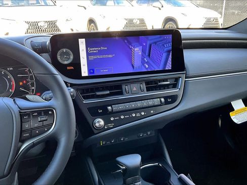 New 2025 Lexus ES 350 w/ Premium Package image 6