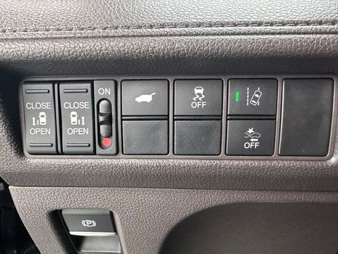 Used 2019 Honda Odyssey EX-L image 21