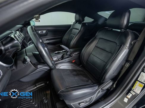 Used 2019 Ford Mustang GT Premium w/ GT Performance Package RWD image 27