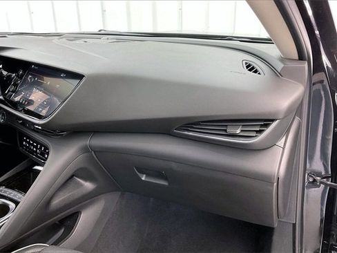 Certified 2023 Buick Envision Avenir image 18