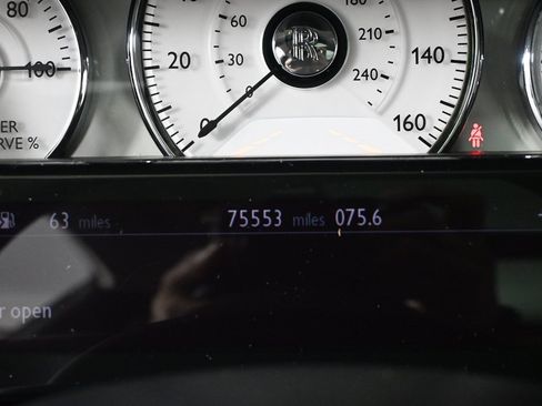 Used 2010 Rolls-Royce Ghost image 12