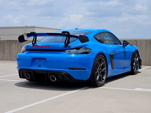 Used 2025 Porsche 718 Cayman GT4 RS RWD image 8