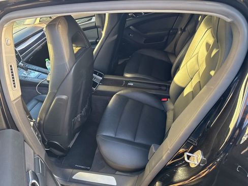 Used 2016 Porsche Panamera 4 image 9