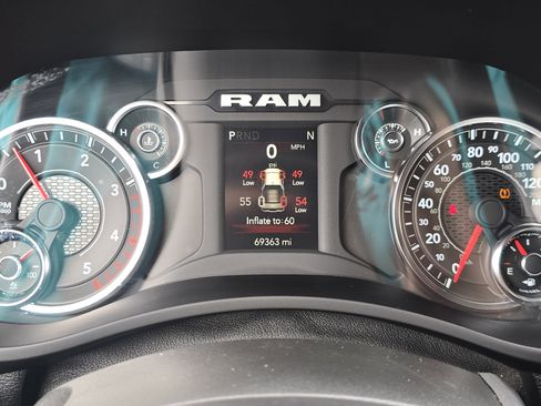 Used 2024 RAM 2500 Big Horn image 16