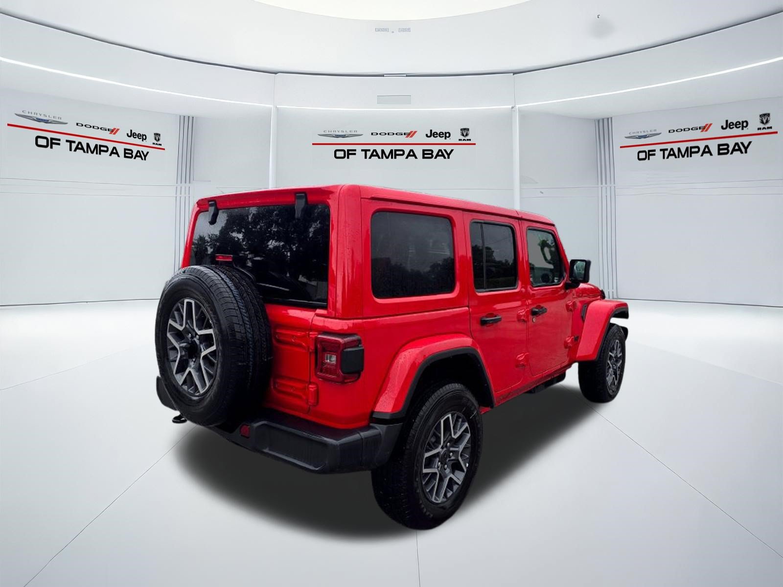 Used 2026 Jeep Wrangler Unlimited Sahara AWD/4WD image 6