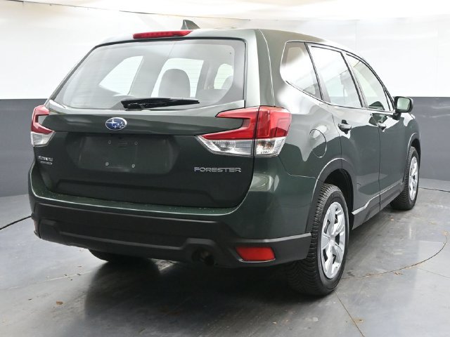 Used 2023 Subaru Forester AWD/4WD image 5