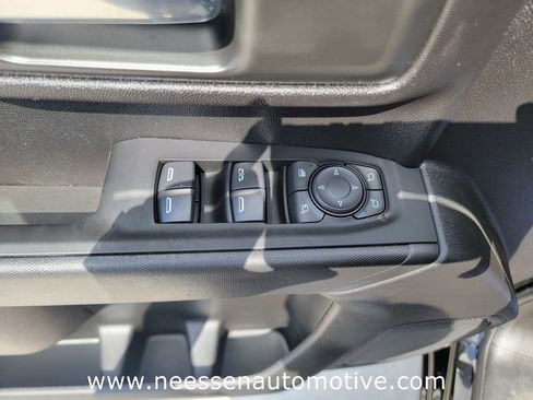 Used 2025 Chevrolet Silverado 2500 Custom w/ Custom Value Package image 16