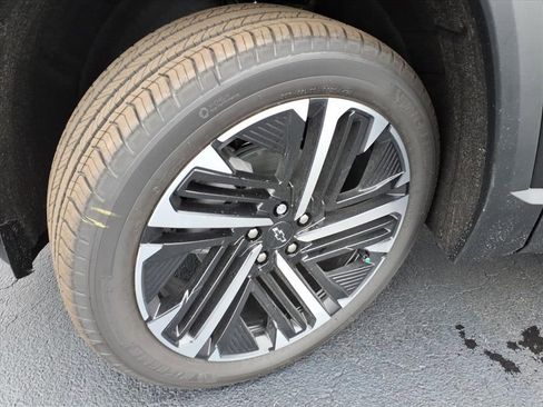 New 2026 Chevrolet Equinox RS w/ Convenience Package III image 16