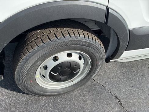 New 2026 Ford Transit 250 148 Medium Roof w/ Load Area Protection Package image 11