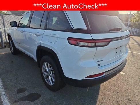 Used 2022 Jeep Grand Cherokee Limited w/ Luxury Tech Group II AWD/4WD image 4