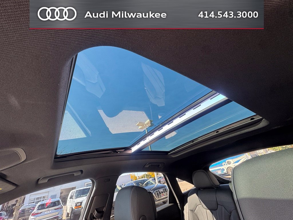 Used 2023 Audi Q5 2.0T Premium Plus w/ Premium Plus Package AWD/4WD image 10