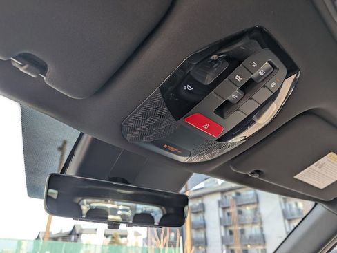 Certified 2024 Kia EV9 Land image 32