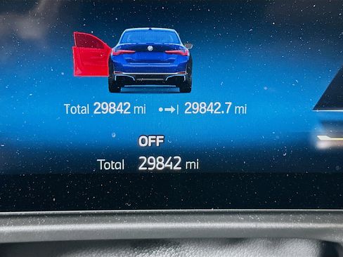 Used 2023 BMW i4 eDrive35 w/ Premium Package RWD image 19