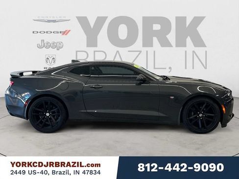 Used 2016 Chevrolet Camaro SS RWD image 6