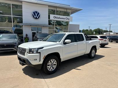 Used 2022 Nissan Frontier SV w/ Technology Package