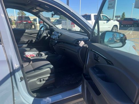 Used 2023 Honda Passport Elite image 13