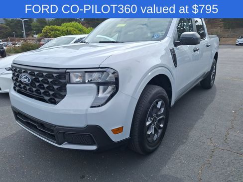Used 2026 Ford Maverick XLT FWD image 3