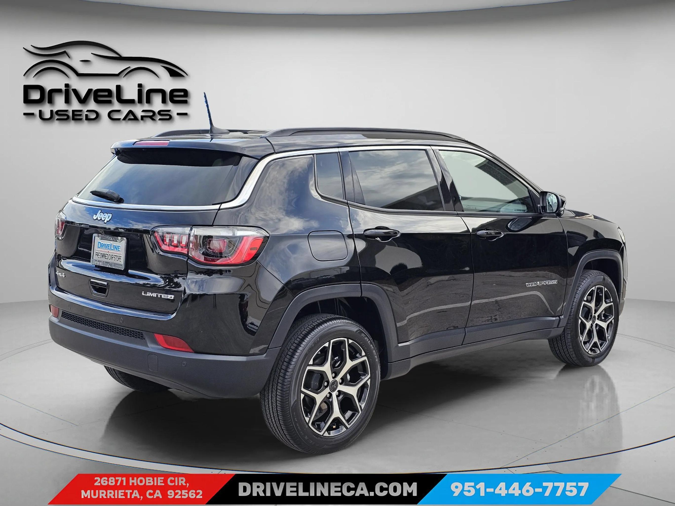 Used 2025 Jeep Compass Limited AWD/4WD image 7