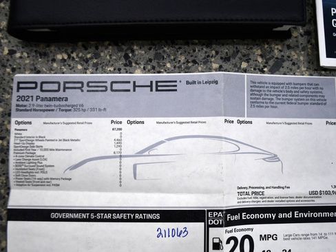 Used 2021 Porsche Panamera RWD image 35