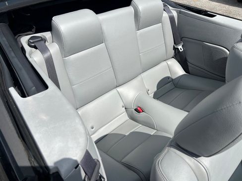 Used 2007 Ford Mustang Premium RWD image 23