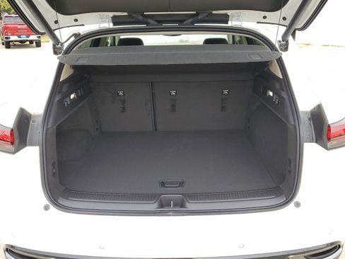 Used 2023 Buick Envision Essence w/ Sport Touring Package image 12