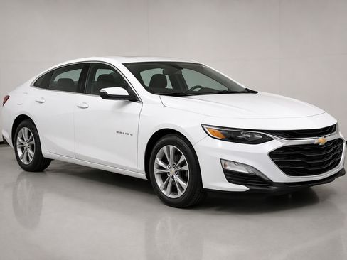 Used 2024 Chevrolet Malibu LT FWD image 4