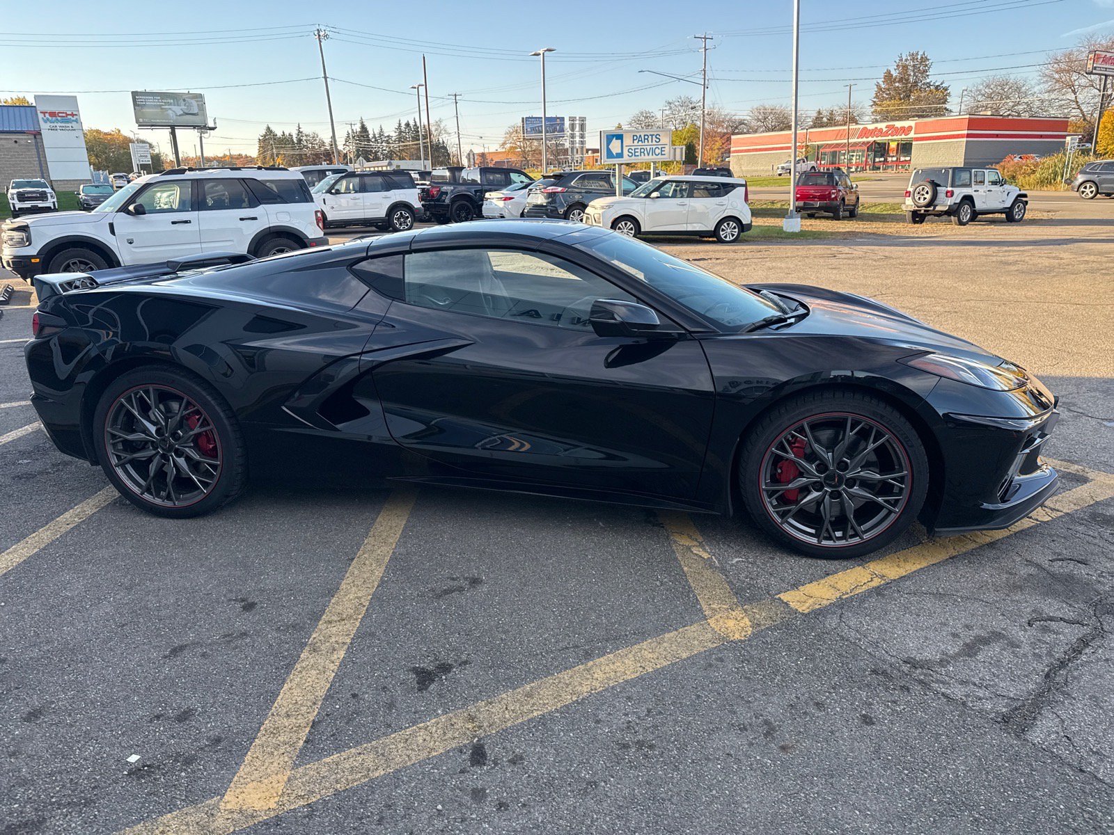 Used 2024 Chevrolet Corvette Stingray Preferred Cpe w/ Z51 Performance Package RWD image 7