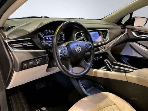 Used 2020 Buick Enclave Premium w/ Sun and Sites Package image 16