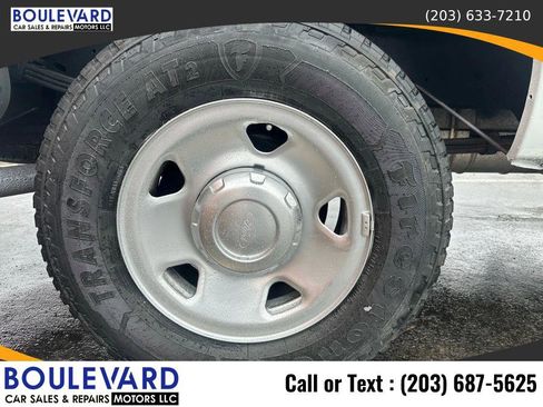 Used 2009 Ford F250 XL image 35