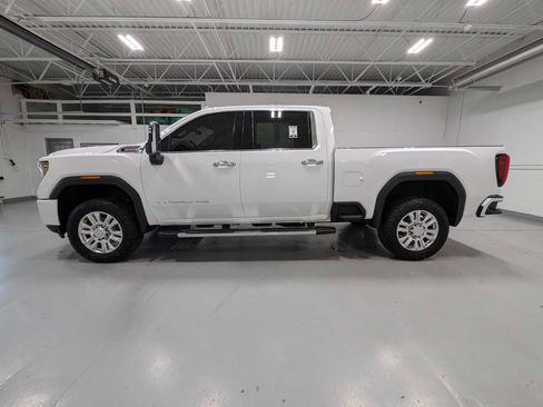 Used 2023 GMC Sierra 3500 Denali w/ Denali Ultimate Package image 10
