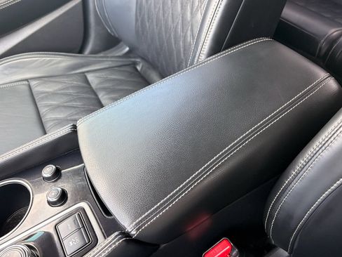 Used 2023 Nissan Maxima Platinum w/ Sport Mat Group FWD image 27