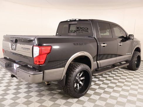 Used 2017 Nissan Titan Platinum Reserve AWD/4WD image 21