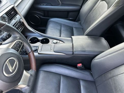 Used 2022 Lexus RX 350 FWD w/ Premium Package image 25
