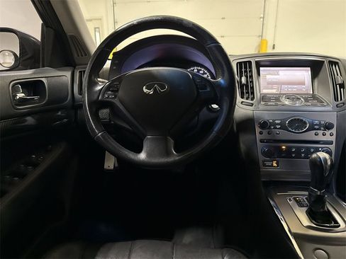 Used 2010 INFINITI G37 Sedan image 11