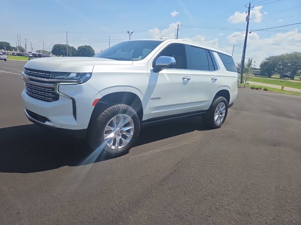 Used 2024 Chevrolet Tahoe Premier AWD/4WD image 4