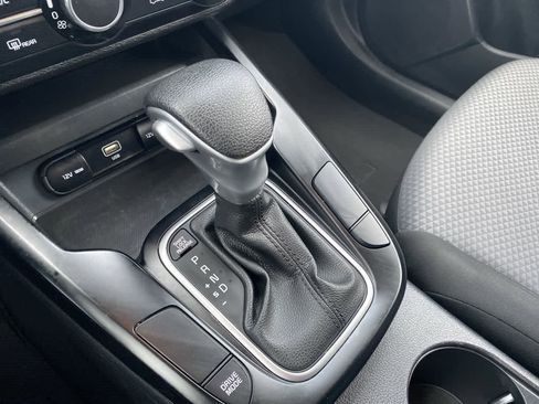 Used 2024 Kia Soul LX w/ Option Group 015 image 19