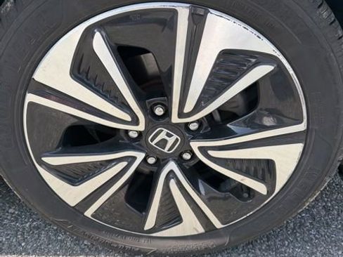 Used 2018 Honda Civic EX-T image 8