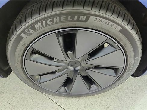 Used 2025 Tesla Model 3 Long Range image 55