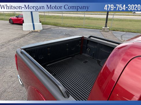 Used 2021 Nissan Frontier SV w/ SV Utility Package image 31