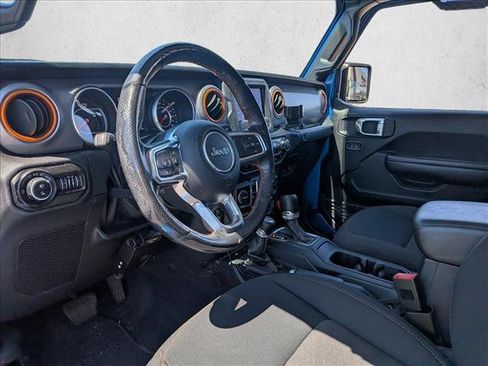 Used 2020 Jeep Gladiator Mojave w/ LED Lighting Group AWD/4WD image 9