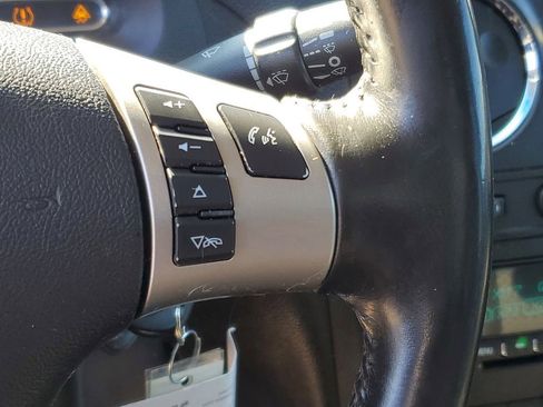 Used 2011 Chevrolet HHR LT w/ LT Preferred Equipment Group image 13