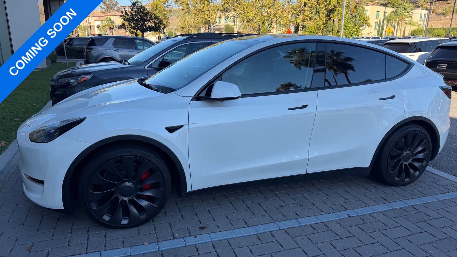 Used 2025 Tesla Model Y Performance AWD/4WD image 1