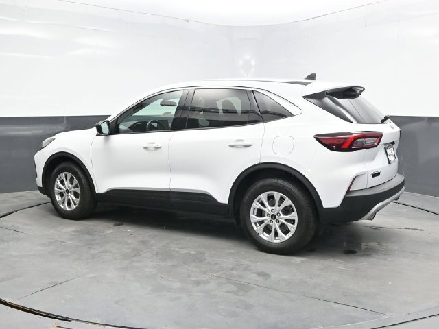 Used 2023 Ford Escape Active AWD/4WD image 4