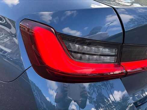 Certified 2025 BMW 330i xDrive Sedan w/ Premium Package image 29